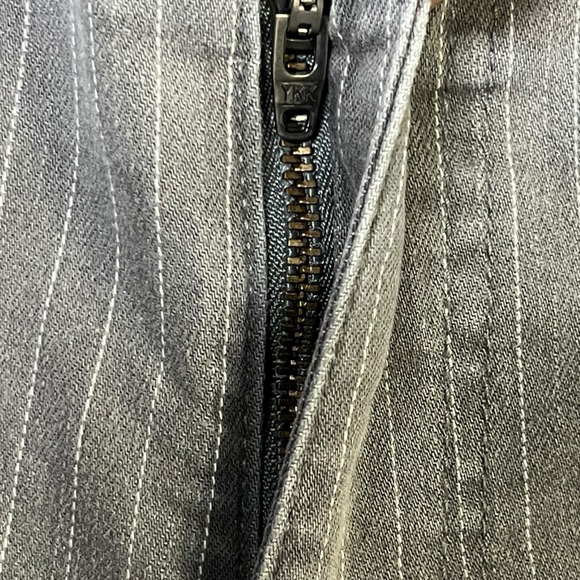 Two By Vince Camuto Jeans 29/8 Grey Pinstripe Mid Rise Stretch Sophisticated - Picture 4 of 11